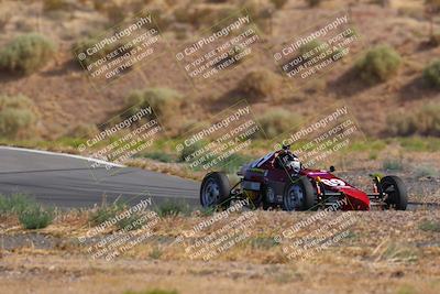 media/Jun-01-2025-CalClub SCCA (Sun) [[eae223c5dd]]/Group 3/Qualifying/